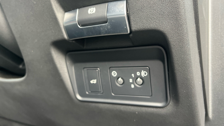 Land Rover Range Rover Evoque 2.0 D200 Evoque Edition 5dr Auto Diesel Hatchback